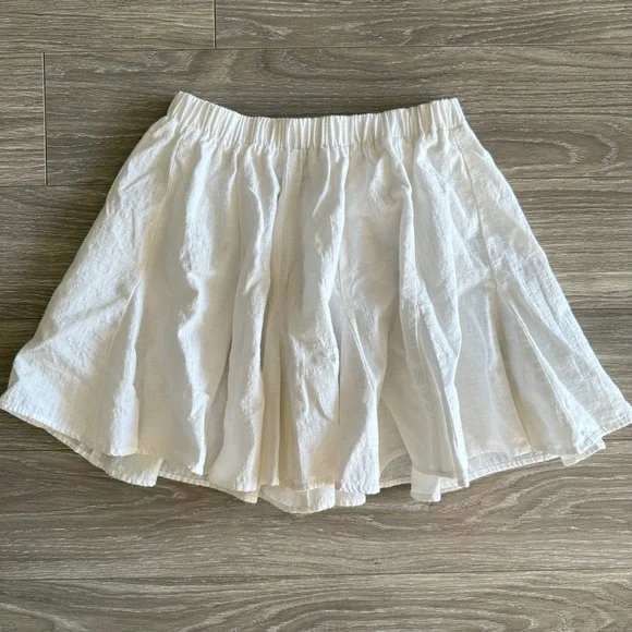 Jacquie The Label Pleated Crisp Cotton Skirt in White sz Medium - Picture 2 of 7